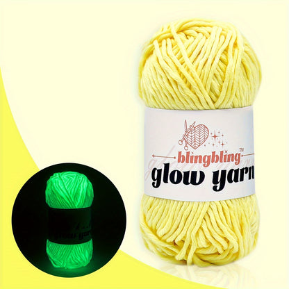 Glow-in-the-Dark Polyester Yarn - 50.29 meter, 1.76oz Skein for DIY Crafts, Knitting & Crochet Projects - Available in Ginger, Peach, Light Aqua, Grey, White, Fluorescent Yellow, Teal, Yellow - Variante