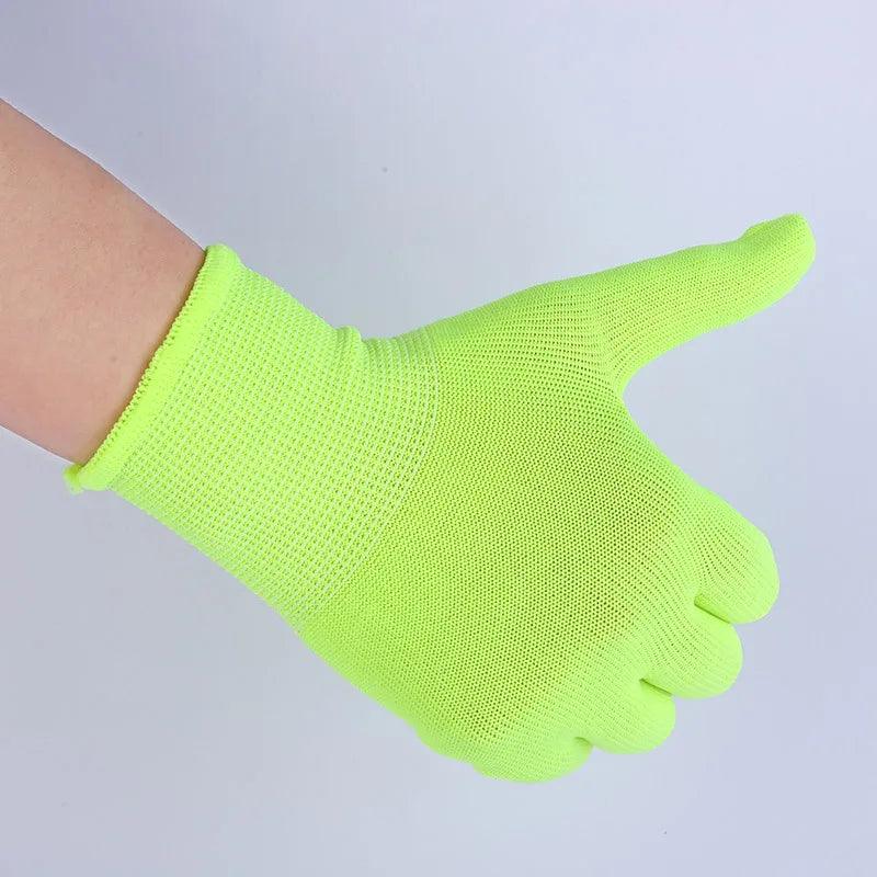 Gants Fluorescents pour un Style Lumineux et Coloré