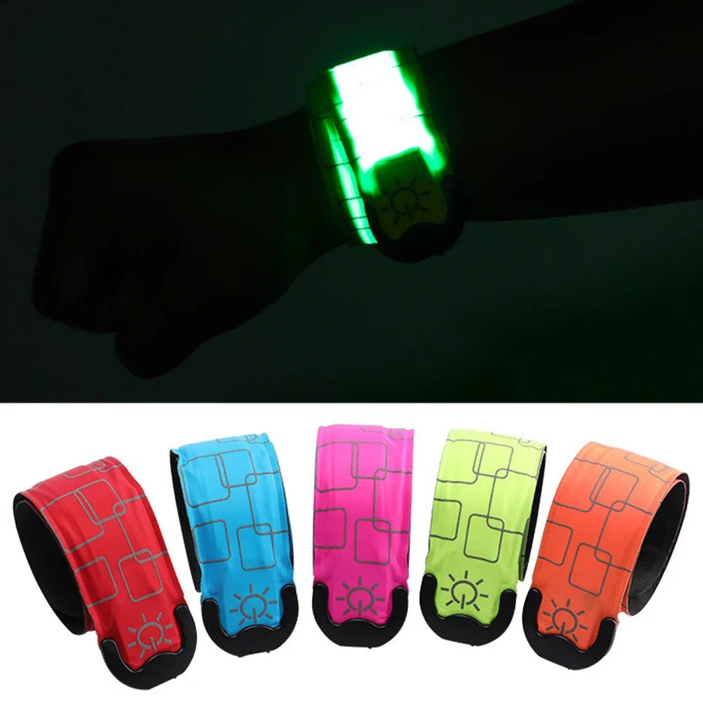 Bracelet LED Lumineux - Accessoire de Sécurité et Ambiance Festive